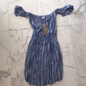 Brand: American Eagle dress